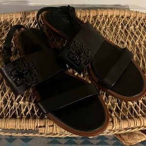 TORY BURCH ‘Everly’ flat sandals